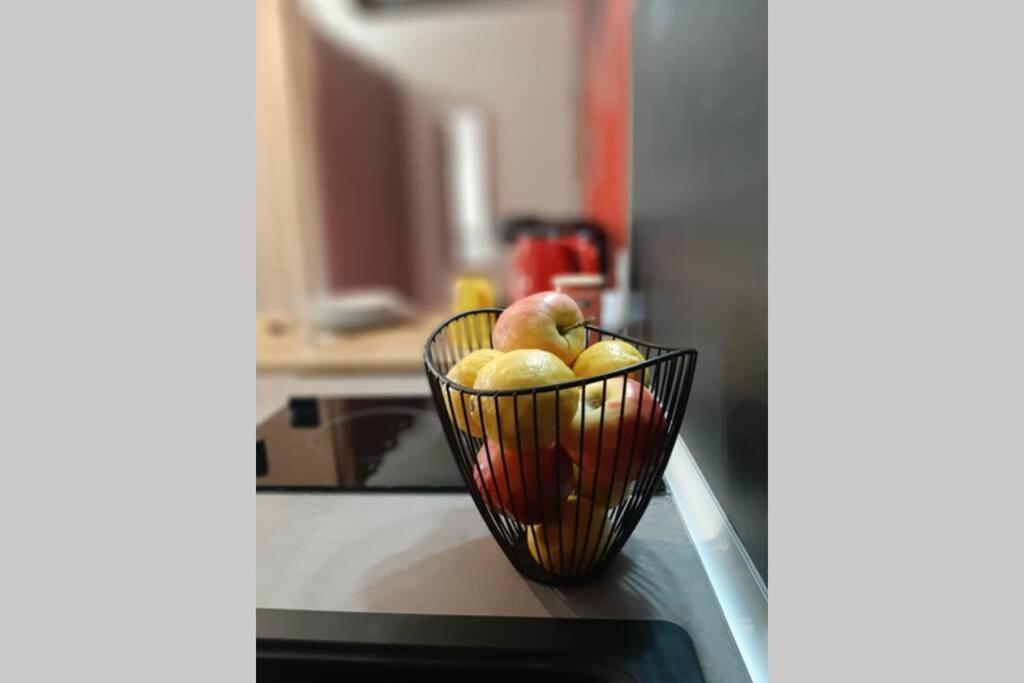 Apartament La Cour De Jeanne Aurillac Zewnętrze zdjęcie